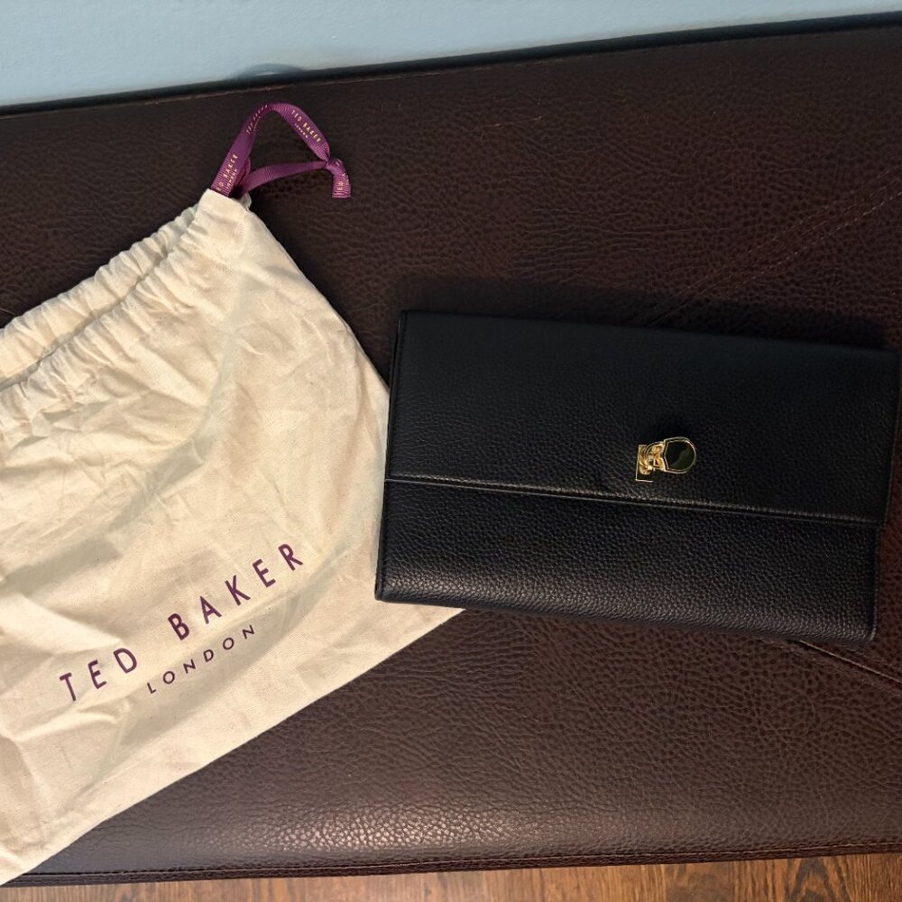 Ted Baker travel wallet
